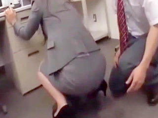 Forbidden Fruit: Nihon No Sensei's Emergency Pee Break Gets an X-Rated Surprise